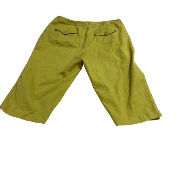 Talbots Women's Yellow Capri Pants Side & Back Pockets Zip Closure Casual - Picture 3 of 7